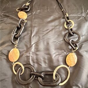 Elegant Black and Gold Chain Necklace